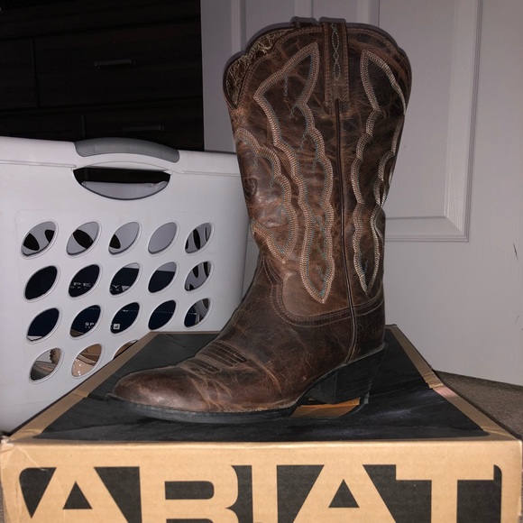 Ariat boots - Picture 2 of 2